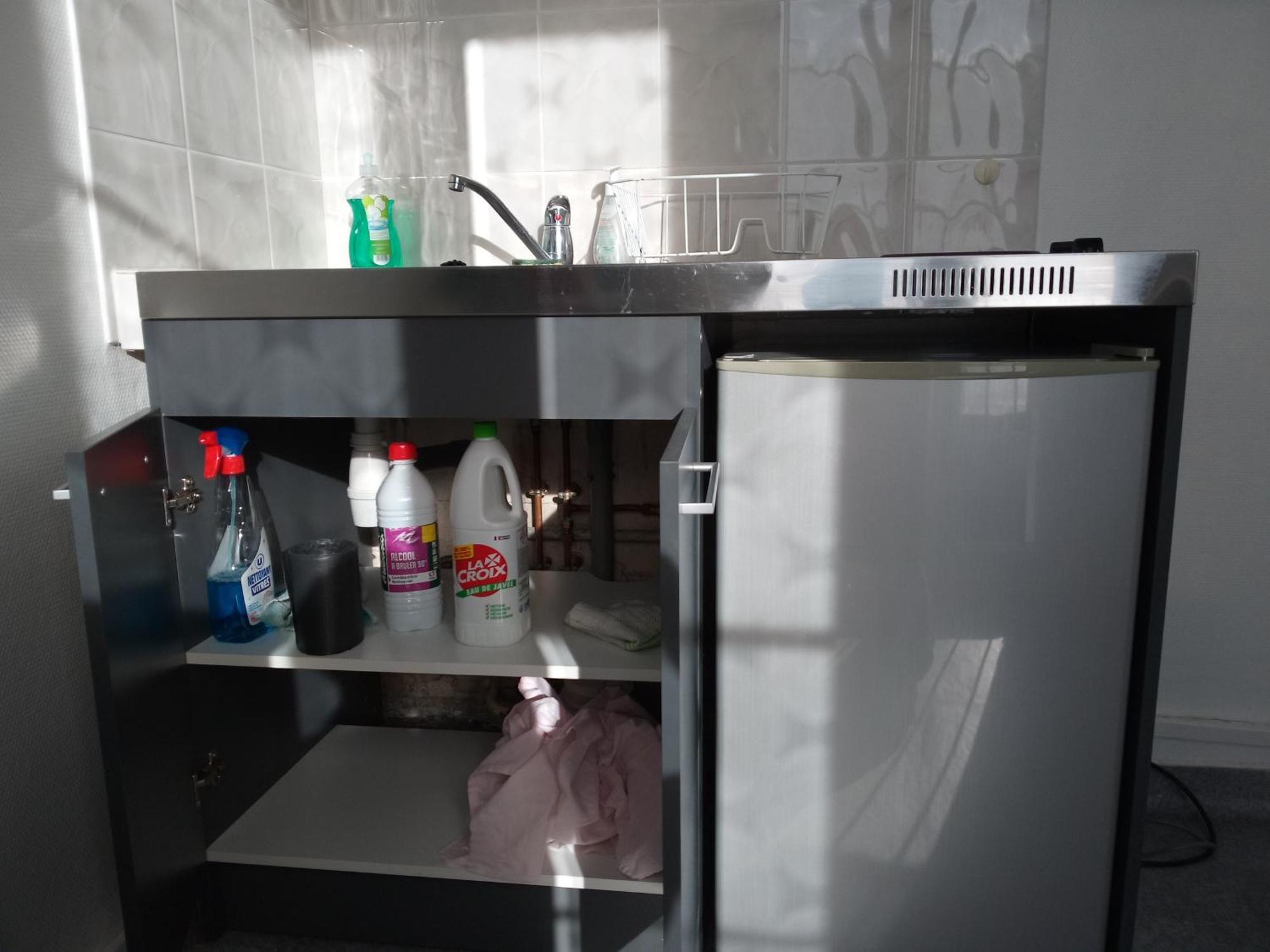 Appartement Perret 105 Rue Victor Hugo, Lumineux, Plein Centre, Parking Prive Arrivee Autonome Tout A Pied Le Havre Luaran gambar