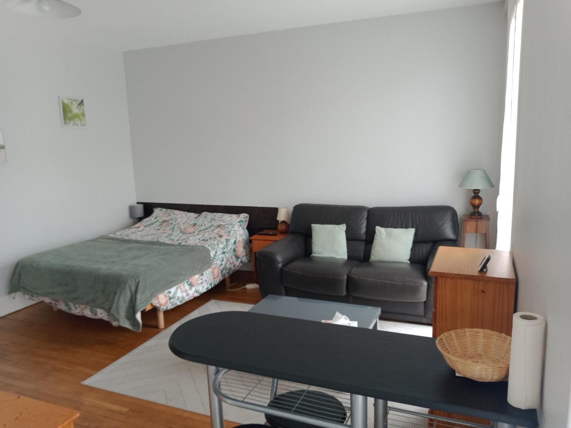 Appartement Perret 105 Rue Victor Hugo, Lumineux, Plein Centre, Parking Prive Arrivee Autonome Tout A Pied Le Havre Luaran gambar