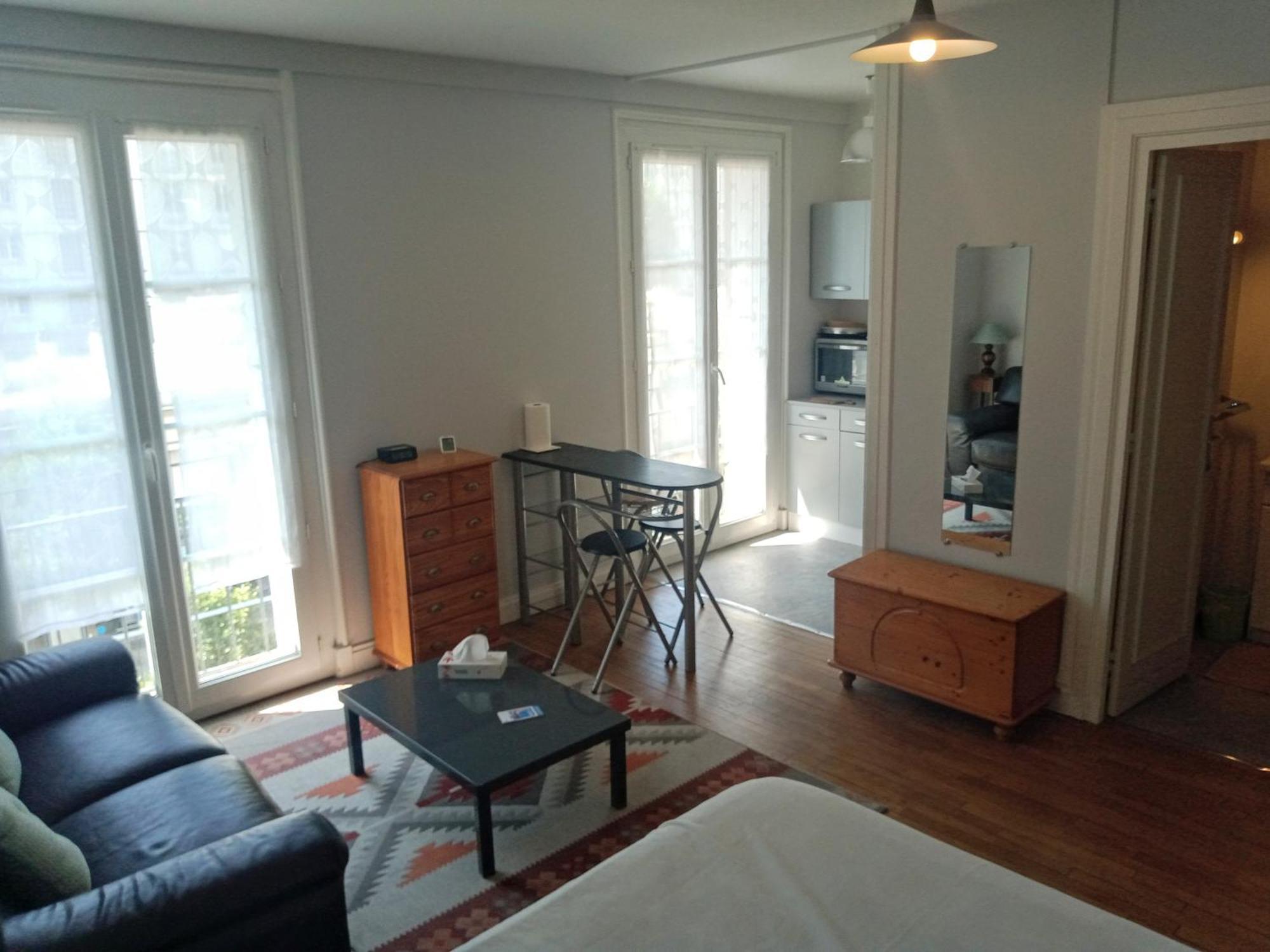 Appartement Perret 105 Rue Victor Hugo, Lumineux, Plein Centre, Parking Prive Arrivee Autonome Tout A Pied Le Havre Luaran gambar